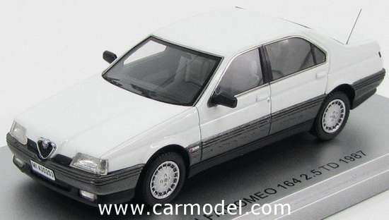 Модель 1:43 Alfa Romeo 164 2.5 TD - white (L.E.for CarModel)