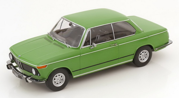 bmw 1502 2 series - 1974 - green KKDC181145 Модель 1:18