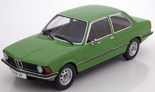 BMW 318i E21 - green KKDC180043 Модель 1:18