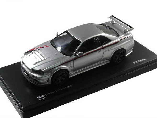 Модель 1:43 Nissan Nismo GT-R (R34) S-Tune с открывающимся капотом - silver (L.E.2016pcs)