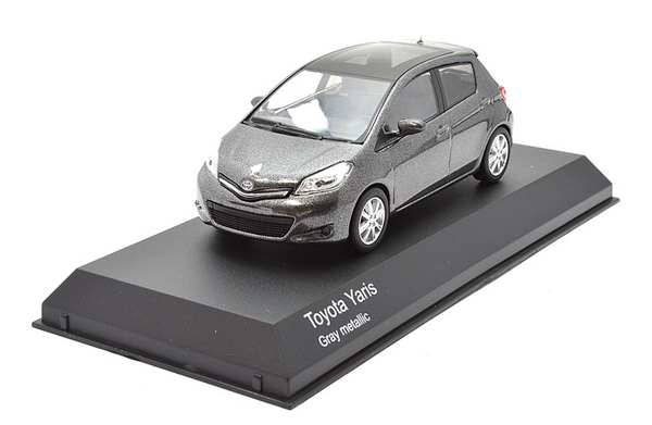 Модель 1:43 Toyota Yaris - ash grey met