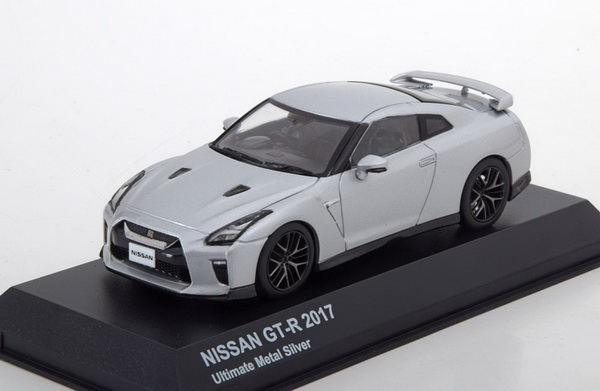 Nissan GT-R (R35) - silver 03893S Модель 1:43