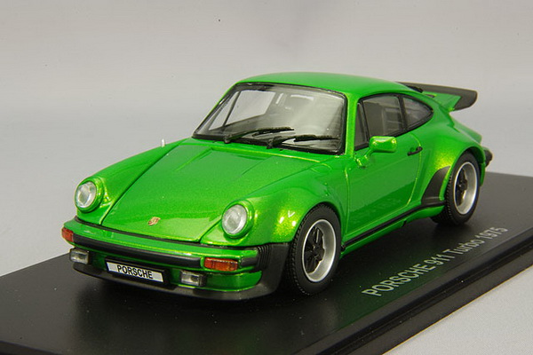 porsche 911 turbo - green 05524G Модель 1:43