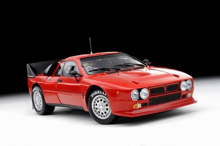 Модель 1:18 Lancia 037 Rally Presentation - red