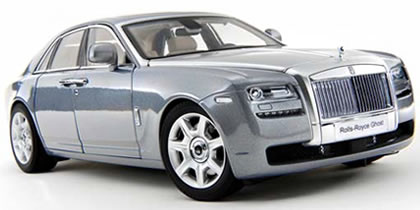 Модель 1:18 Rolls-Royce Ghost (Jubie silver/Серебрянный капот)