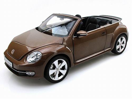 Модель 1:18 Volkswagen Beetle Cabrio - toffee brown met