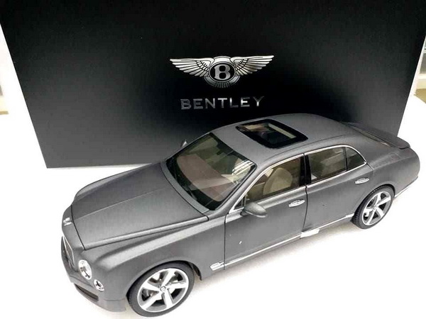Bentley Mulsanne Speed - dark grey 08910DGS Модель 1:18