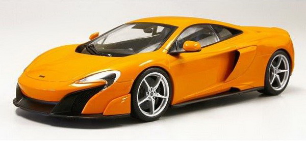 Модель 1:18 McLaren 675LT - orange