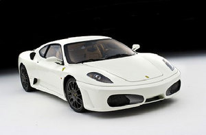 Модель 1:18 Ferrari F430 Coupe - white
