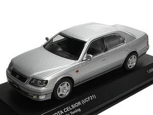 Модель 1:43 Toyota Celsior - silver