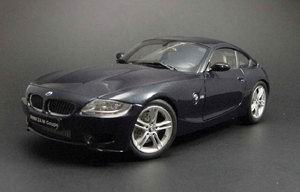 Модель 1:18 BMW Z4M Coupe - black