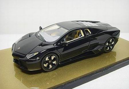 Модель 1:43 Lamborghini Reventon - black