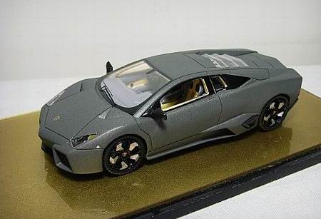 Модель 1:43 Lamborghini Reventon Presented in Frankfurt IAA Show - matt carbon gray