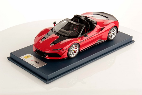 Модель 1:18 Ferrari J50 (Rosso TRS Shiny)