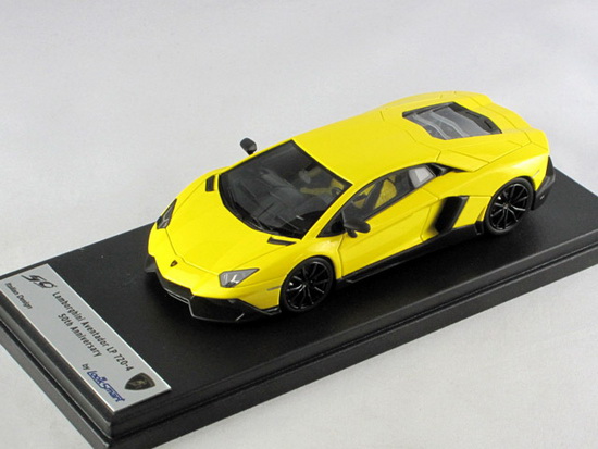 Модель 1:43 Lamborghini Aventador LP 720-4 50th Anniversary - giallo maggio
