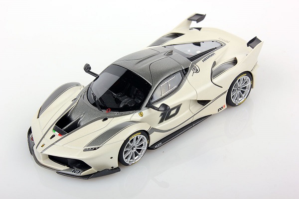 Модель 1:43 Ferrari FXX-K 1000CV № 10 - bianco fuji matt/grigio ferro matt