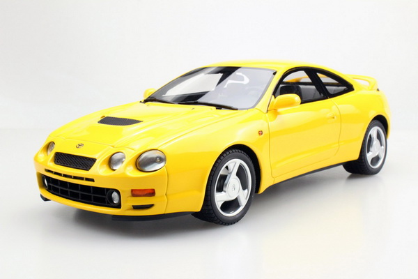 Модель 1:18 Toyota Celica GT-4 ST 205 - yellow