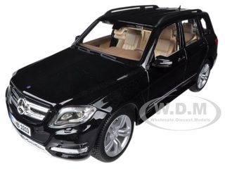 Модель 1:18 Mercedes-Benz GLK-class рестайлинг черный