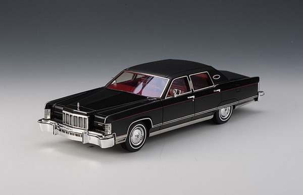 Модель 1:43 Lincoln Continental - black