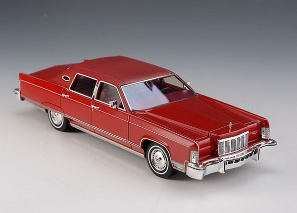 Модель 1:43 Lincoln Continental - red