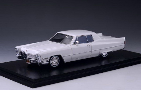 Модель 1:43 Cadillac Coupe DeVille - creclan white (L.E.199pcs)