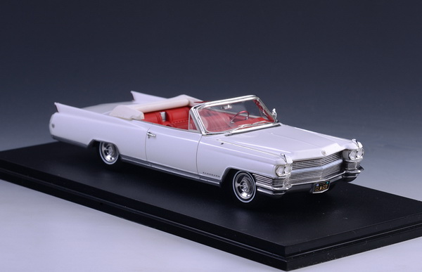 Модель 1:43 Cadillac Eldorado Convertible (open) - aspen white (L.E.100pcs)