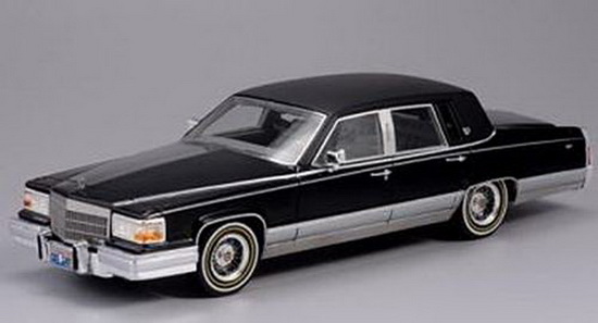 Модель 1:43 Cadillac Brougham - black