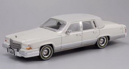 Модель 1:43 Cadillac Brougham - white