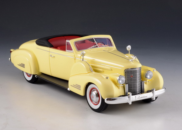 Модель 1:43 Cadillac V16 Convertible Coupe (open) - yellow