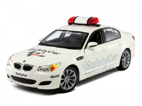 Модель 1:18 BMW M5 E60 Safety Car