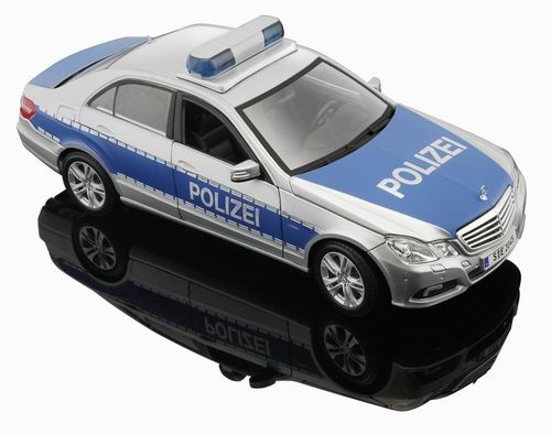 Модель 1:18 Mercedes-Benz E-class Polizei - Silver/blau