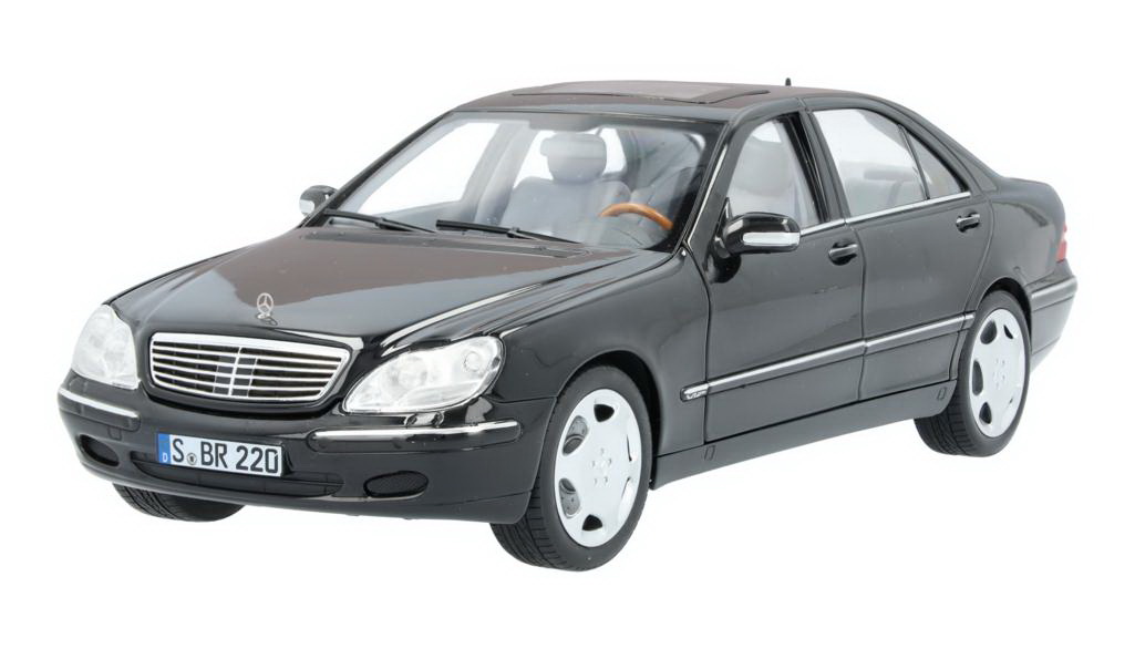Модель 1:18 Mercedes-Benz S600 V220 (W220) 1999 metallic black