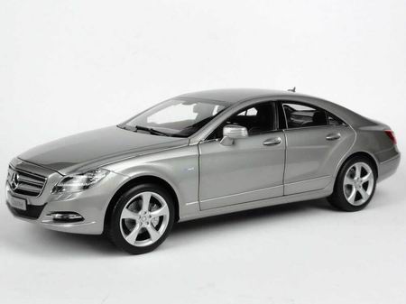 Модель 1:18 Mercedes-Benz CLS (C218) - titanium