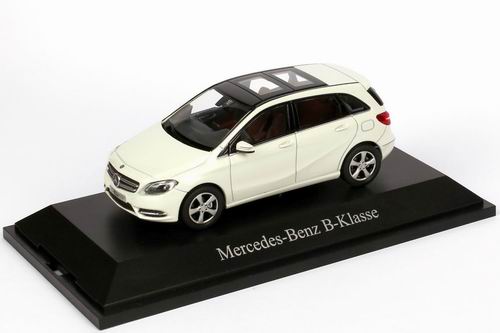 Модель 1:43 Mercedes-Benz B-class (W246) - cirrus white