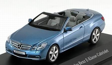 Модель 1:43 Mercedes-Benz E-class (A207) Convertible - blue met