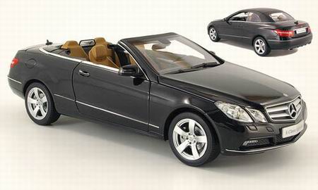 Модель 1:18 Mercedes-Benz E-class (A207) Convertible - black