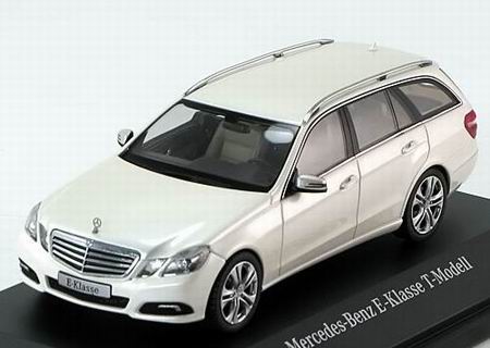 Модель 1:43 Mercedes-Benz E-class T-Model Elegance (S212) - white