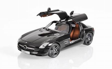 Модель 1:18 Mercedes-Benz SLS AMG 6.3 / black
