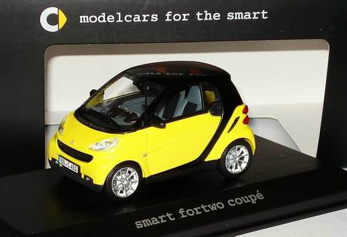 Модель 1:43 Smart ForTwo II Coupe (C451) - light yellow