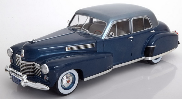 cadillac fleetwood 60 special sedan - 2-tones blue MCG18072 Модель 1:18