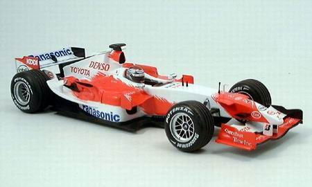 Модель 1:18 Panasonic Toyota Racing №8 ShowCar Prasentation (Jarno Trulli)