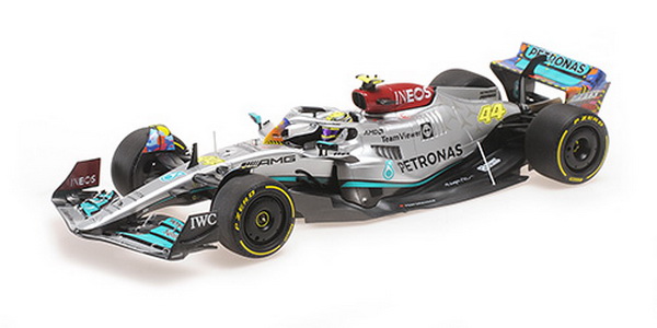 Модель 1:18 Mercedes-AMG Petronas Formula One Team F1 W13 E Performance - Lewis Hamilton - Miami GP 2022 - L.E. 702 Pcs.