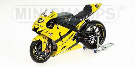 Модель 1:12 Yamaha YZR-M1 №50 «Tech3 Yamaha Team» MotoGP (Guintoli)