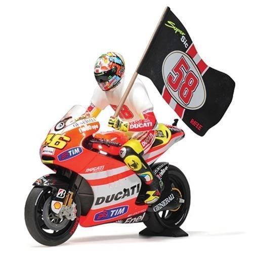 Модель 1:12 Ducati Desmosedici GP 11.2 №46 'Tribute to Marco' with figurine (Valentino Rossi)