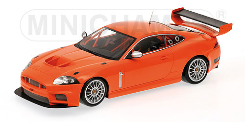 Jaguar XKR GT3 - orange 150081391 Модель 1:18