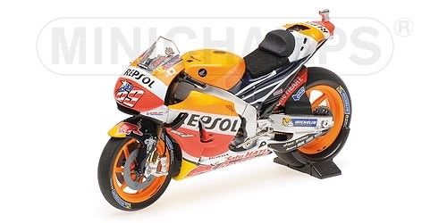 Модель 1:18 Honda RC213V №69 «Repsol» MotoGP (Nicky Hayden)