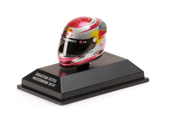 Модель 1:8 Red Bull Racing Arai Helm GP Hockenheim, World Champion (Sebastian Vettel)