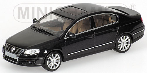 Модель 1:43 Volkswagen Passat - black