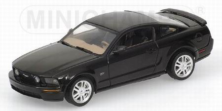 Модель 1:43 Ford Mustang GT - black