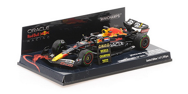 Модель 1:43 Oracle Red Bull Racing RB18 – Verstappen – Winner Japanese GP 2022 – W/Pitboard – World Champion - L.E. 1248 Pcs.